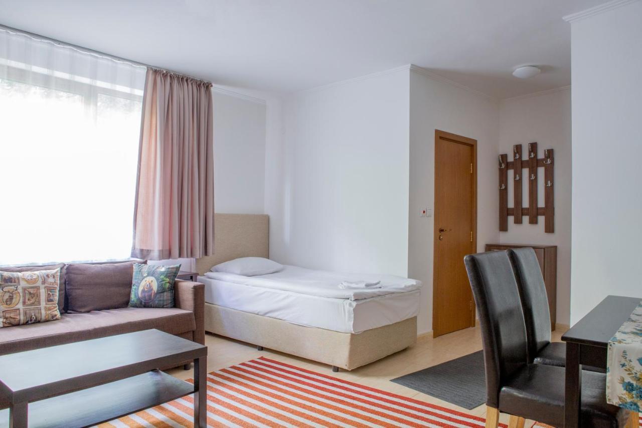 Apartment In Complex Grand Manastira
